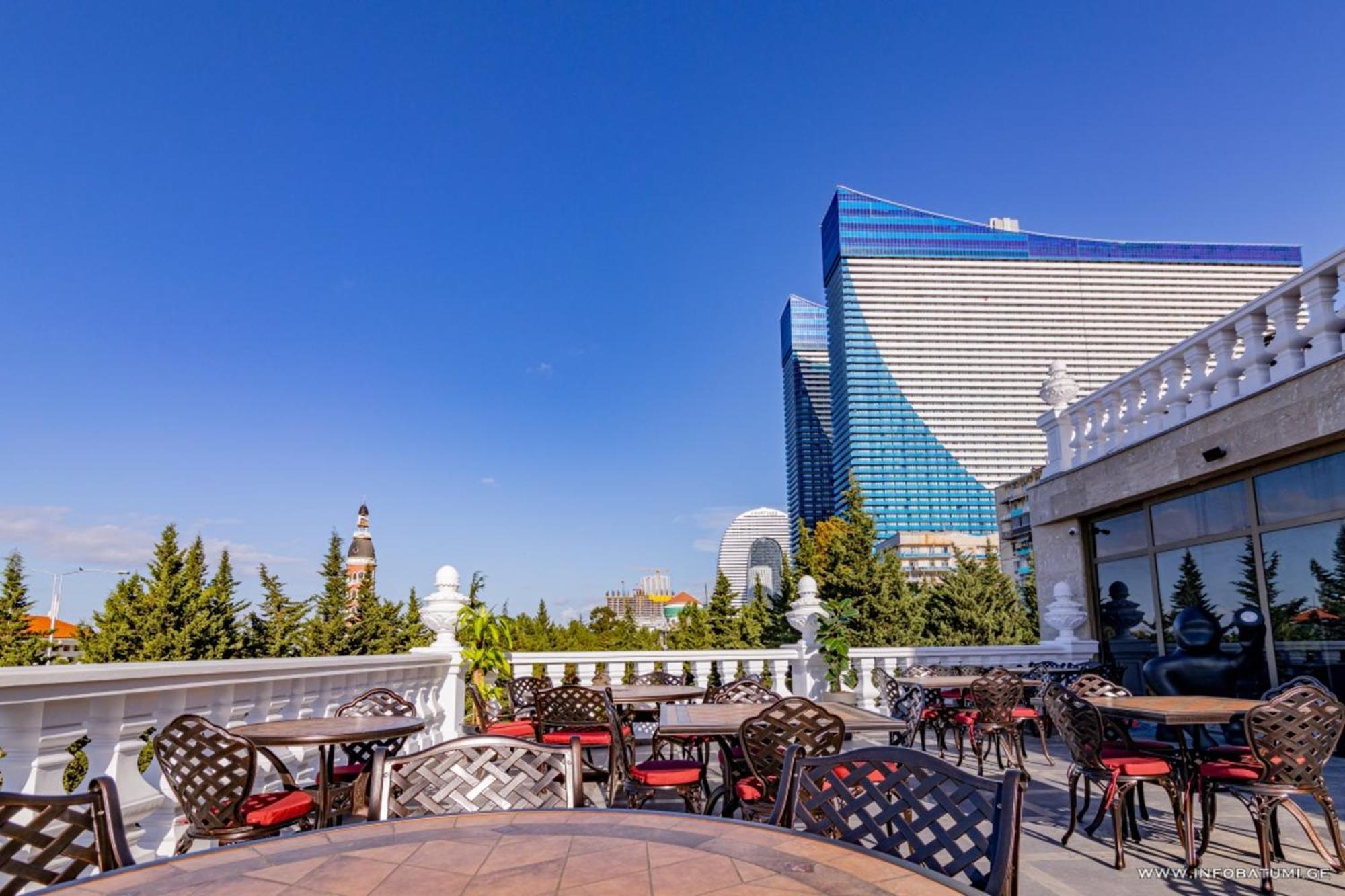 Orbi City Apartments Batumi Exterior photo